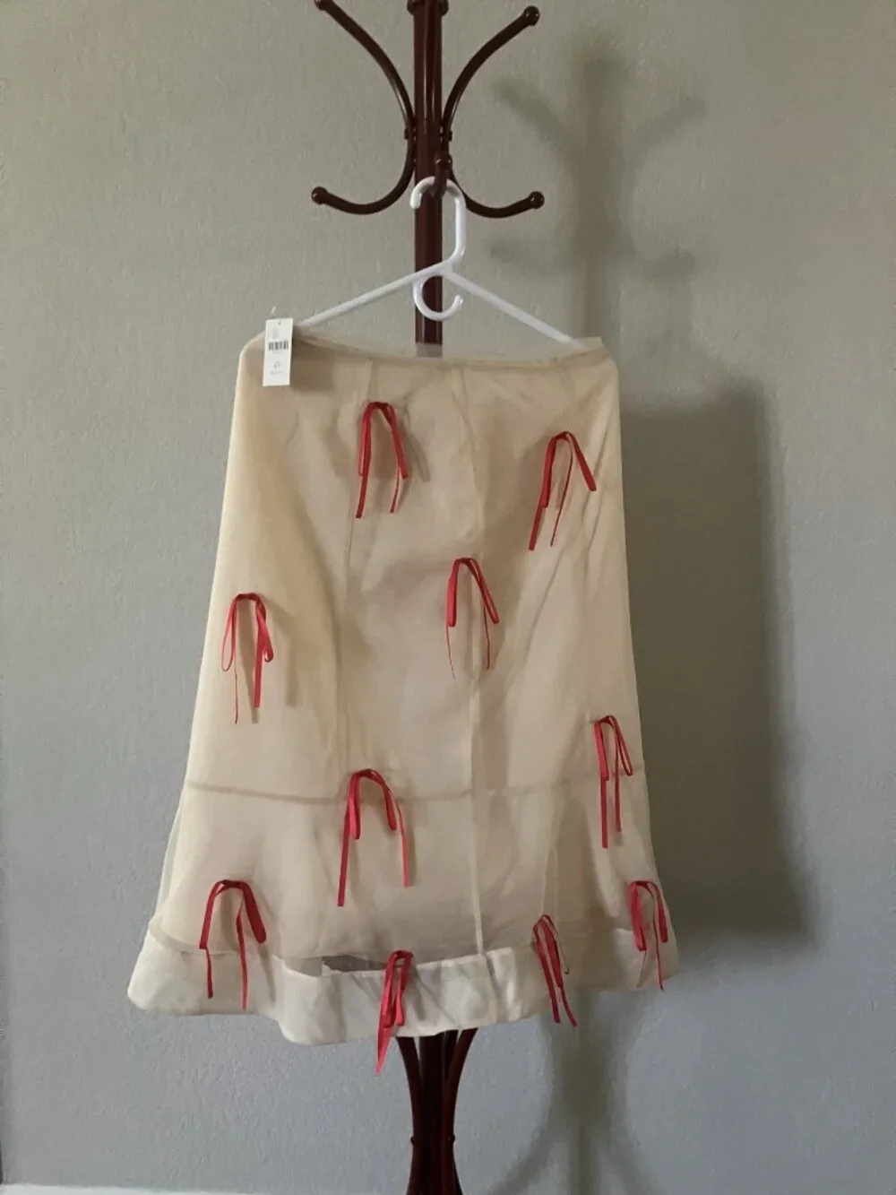 Cute Beige Bow Skirt - Picture 2 of 2